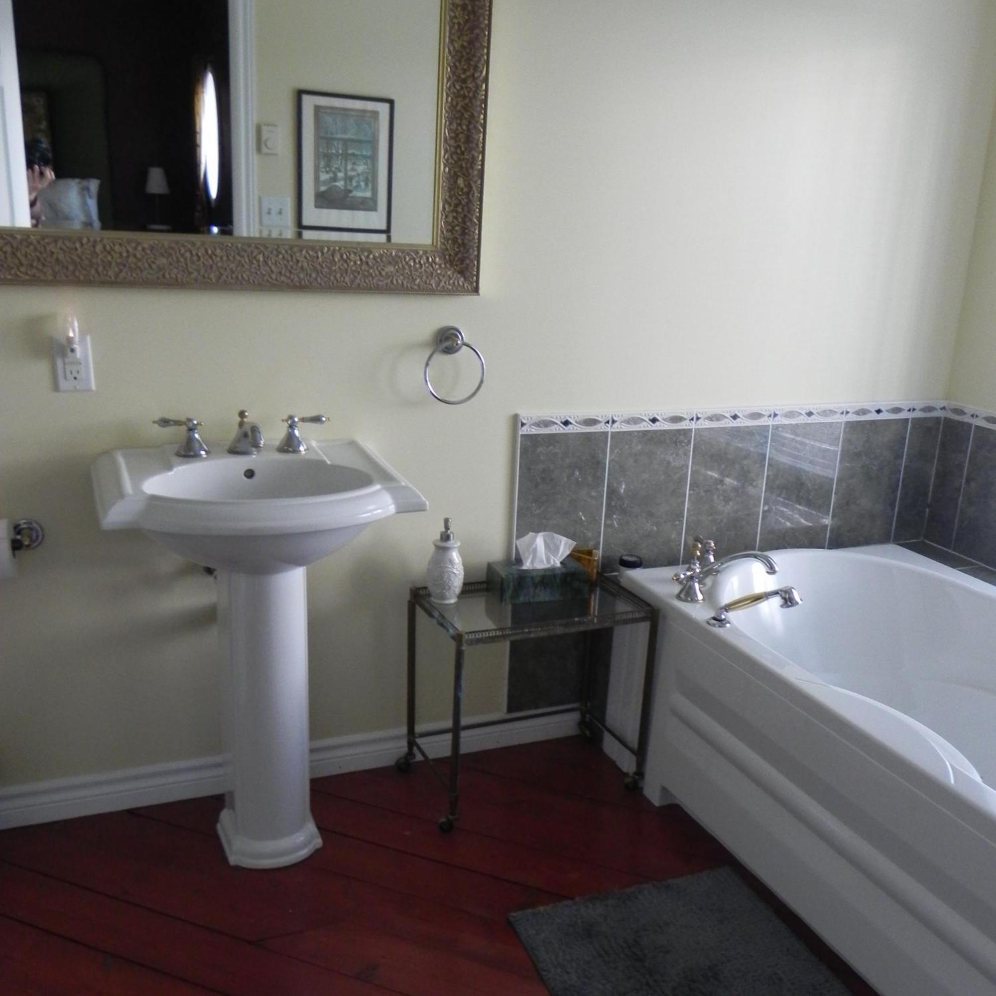 Rumi Guest House On The Cabot Trail Indian Brook Room photo