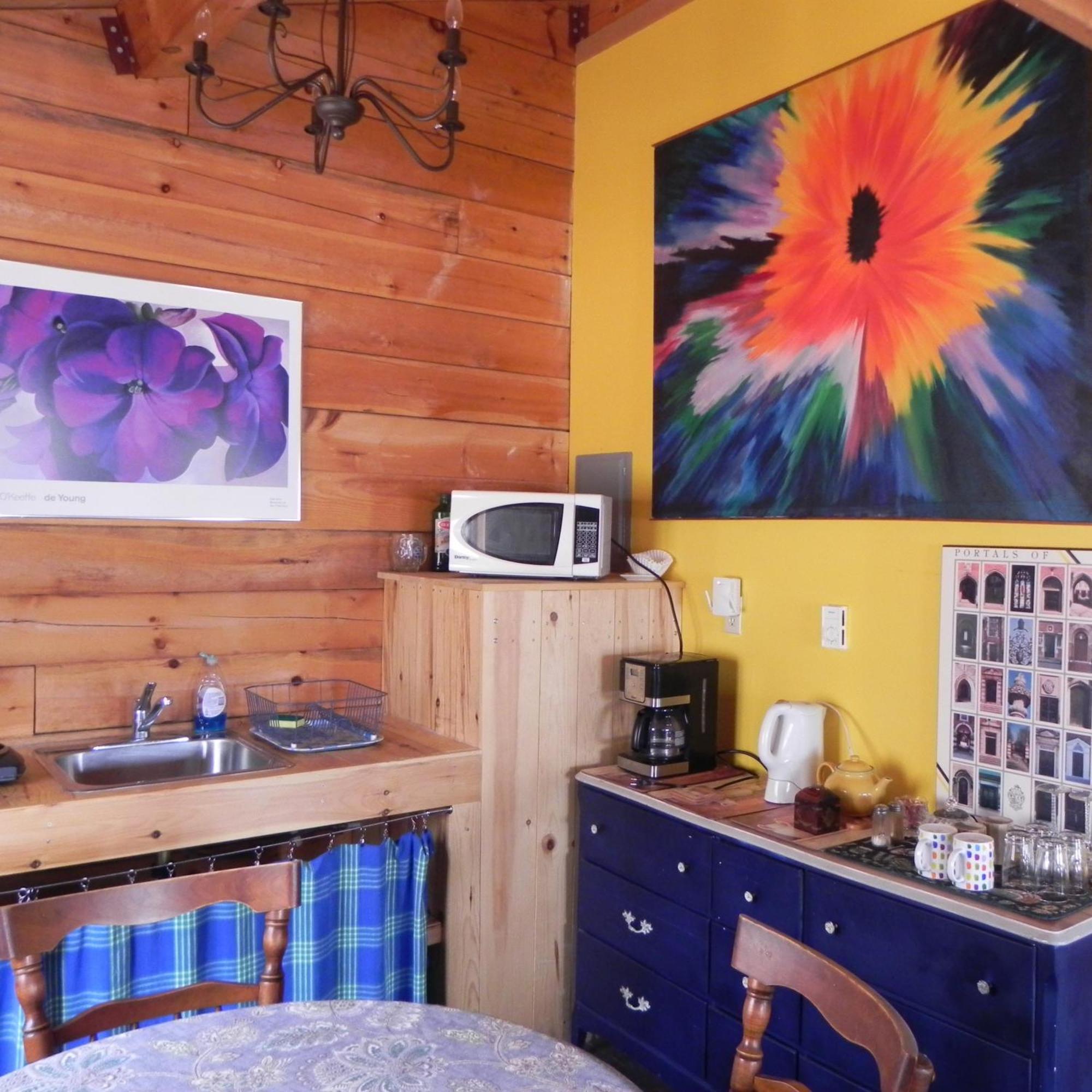 Rumi Guest House On The Cabot Trail Indian Brook Room photo