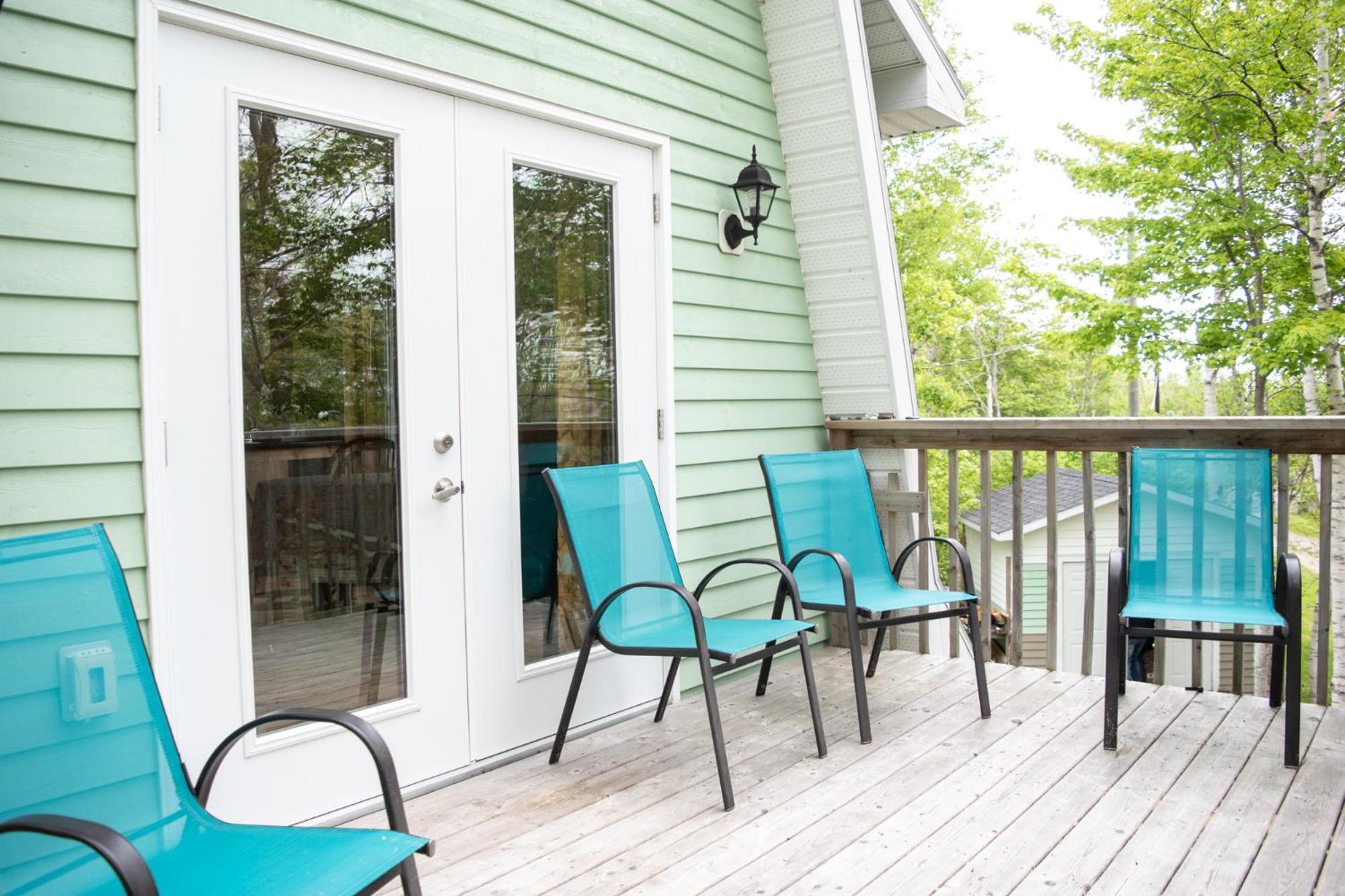 Rumi Guest House On The Cabot Trail Indian Brook Exterior photo