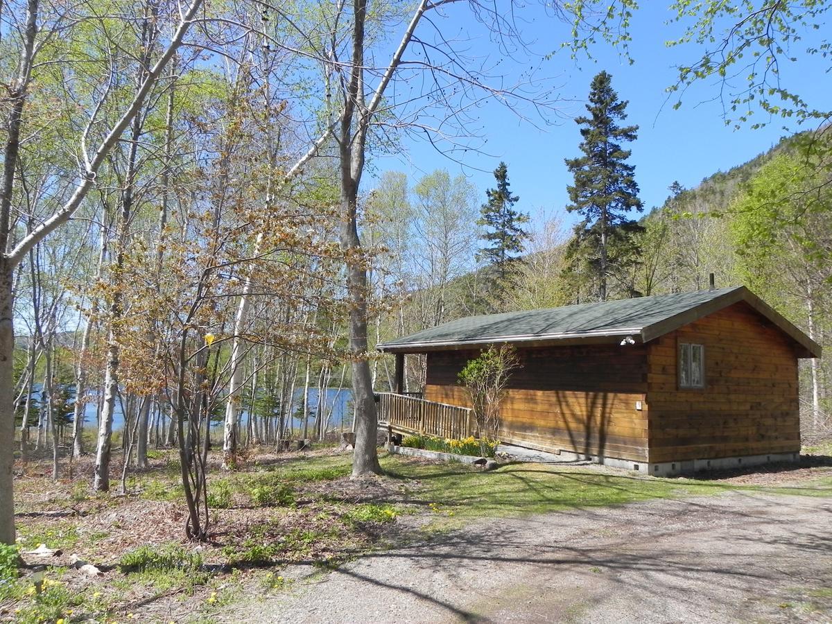 Rumi Guest House On The Cabot Trail Indian Brook Exterior photo